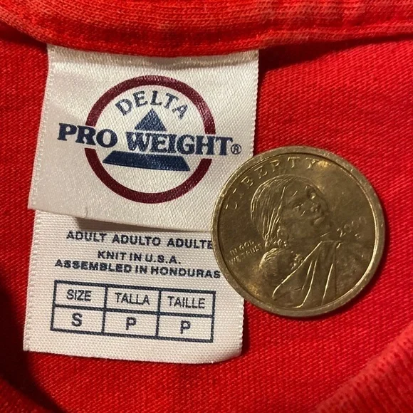 Men’s Kelly Clarkson my December 2008 concert T-shirt in size medium - Picture 6 of 8